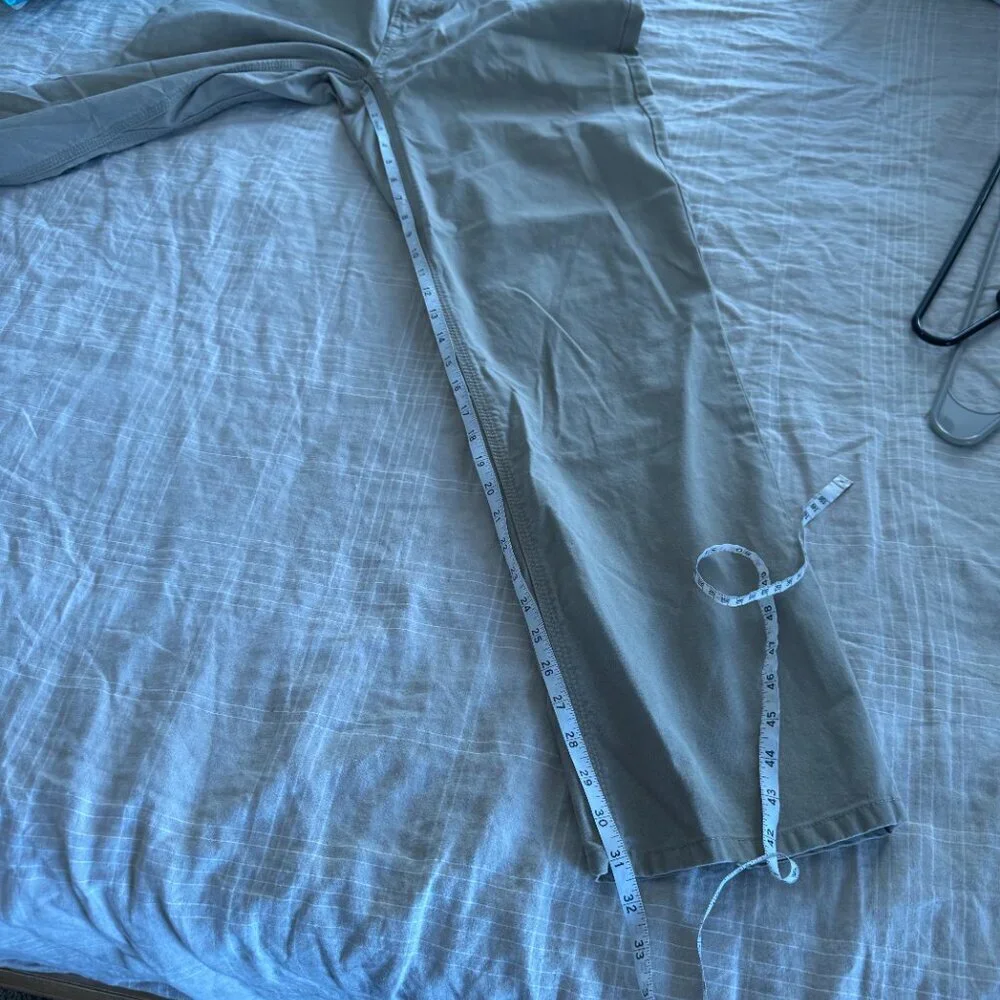 The North Face Khaki Pants Size 34 Regular